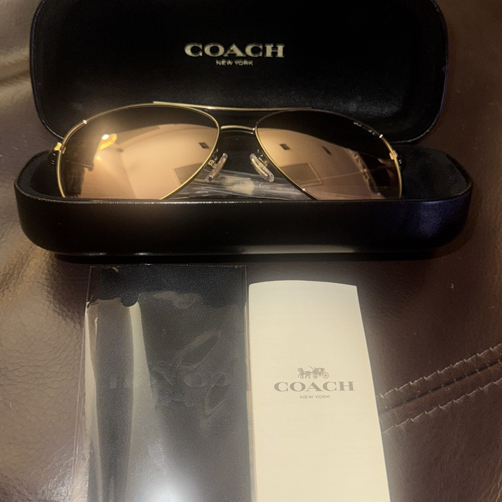 COACH Sunglasses - Shiny Light Gold / Rose Gold Gradient Flash Lens (90056F) - Picture 7 of 7